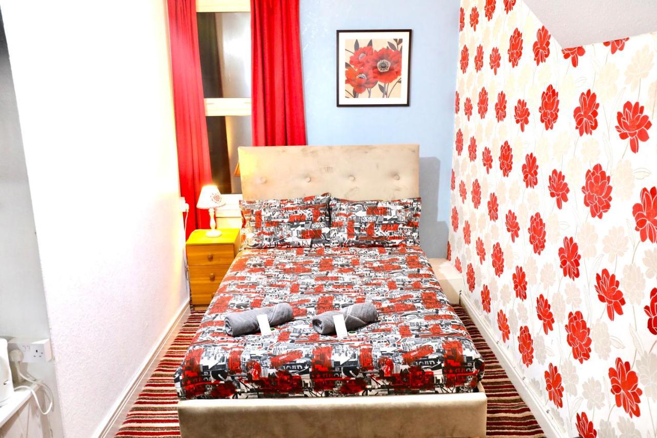 Double Room Private Bathroom